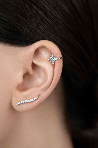 Boucle d'oreille manchette unique en zircon incrusté