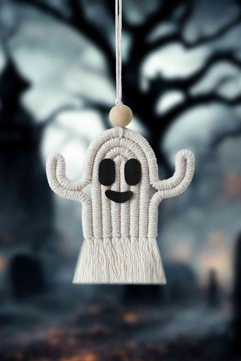 Porte-clés en macramé en forme de fantôme à franges de perles de bois