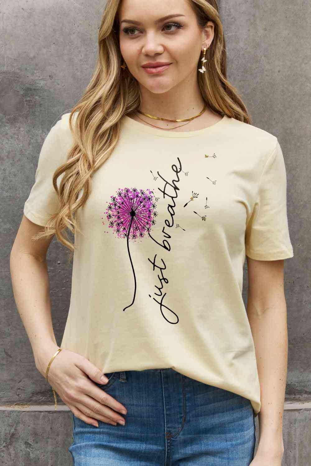 Camiseta de algodón con estampado JUST BREATHE de tamaño completo de Simply Love