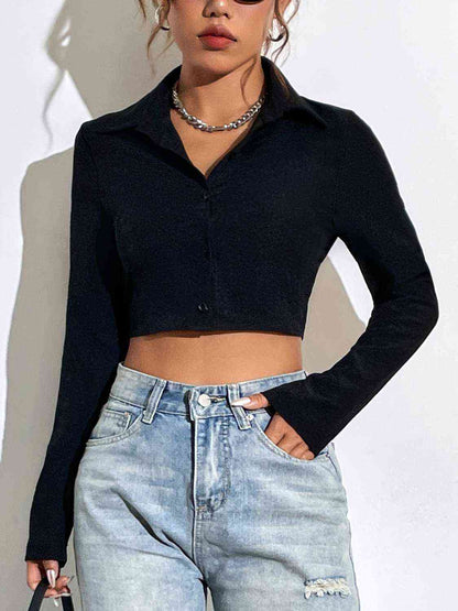 Blusa de manga larga con cuello y botones