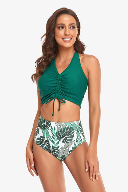 Conjunto de bikini con detalle de cordón y cuello halter con estampado botánico