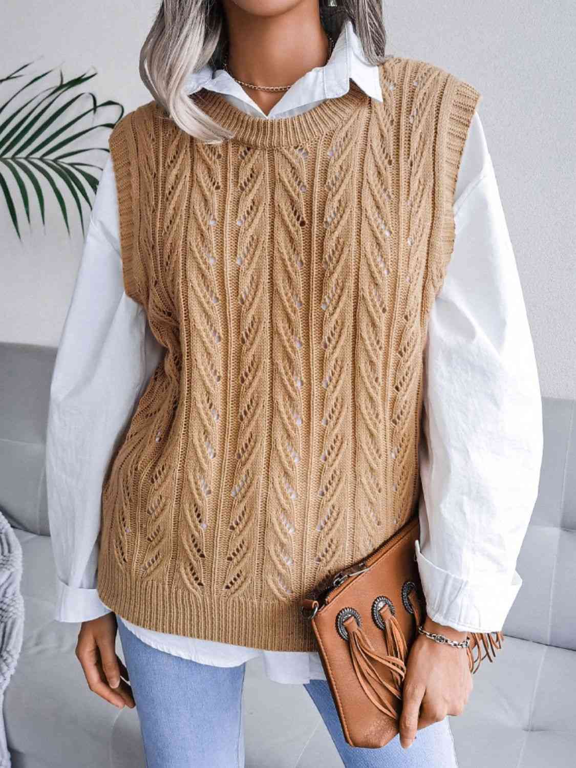 Gilet pull ajouré à col rond et manches courtes