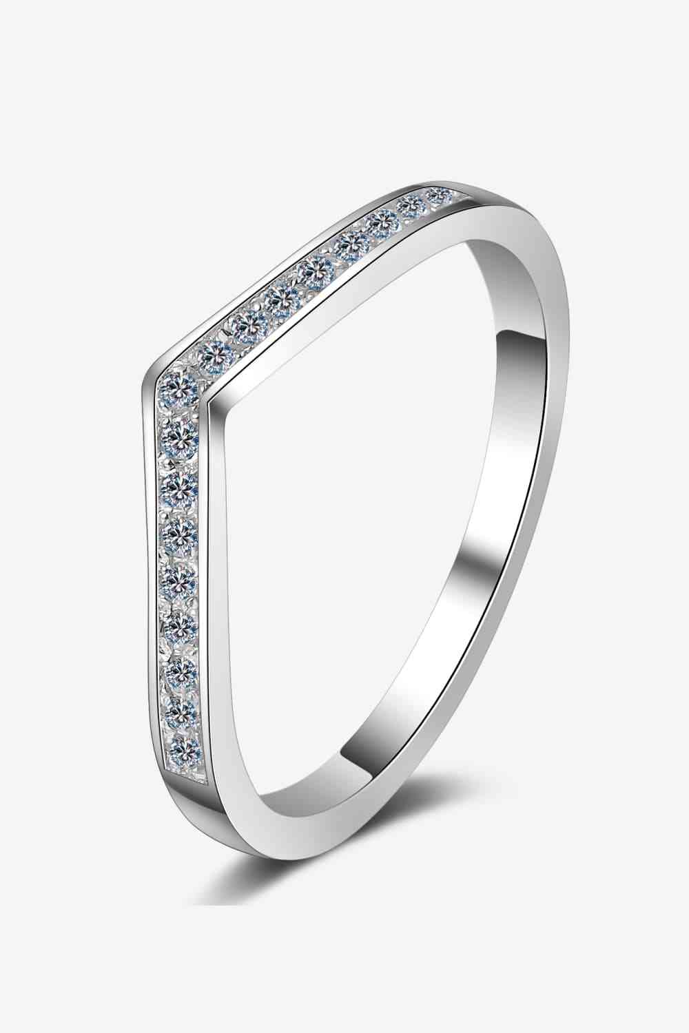 Bague minimaliste plaquée rhodium moissanite