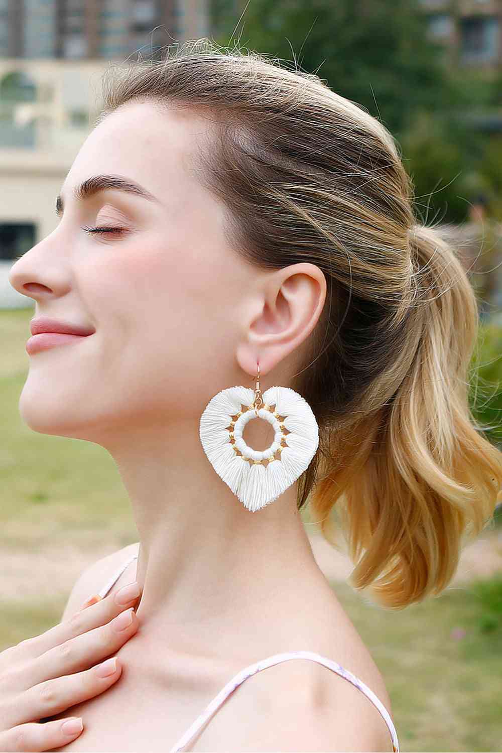 Boucles d'oreilles pendantes en forme de cœur à franges, 4 paires aléatoires