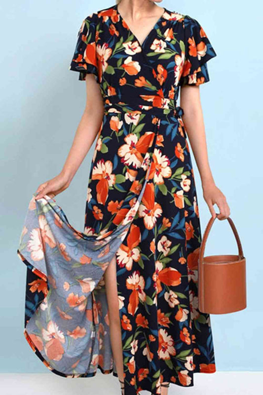 Robe Florale à Col Surplis et Manches Flutter de Grande Taille