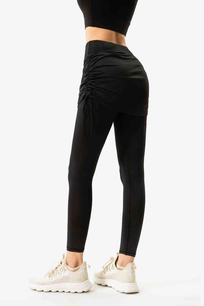 Leggings de yoga con capas sintéticas y fruncidos con cordón