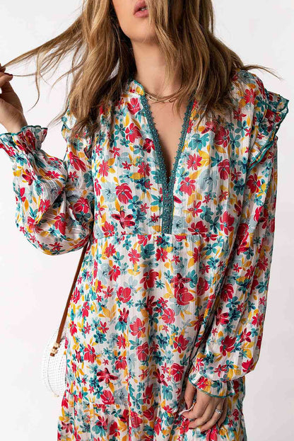 Robe florale à manches volantées et col cranté