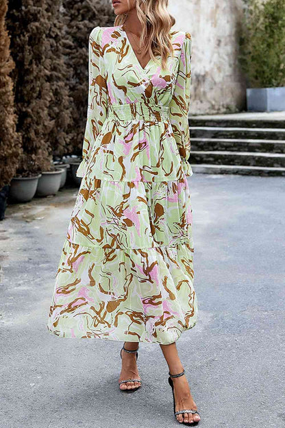 Robe midi imprimée à col surplis et manches volantées