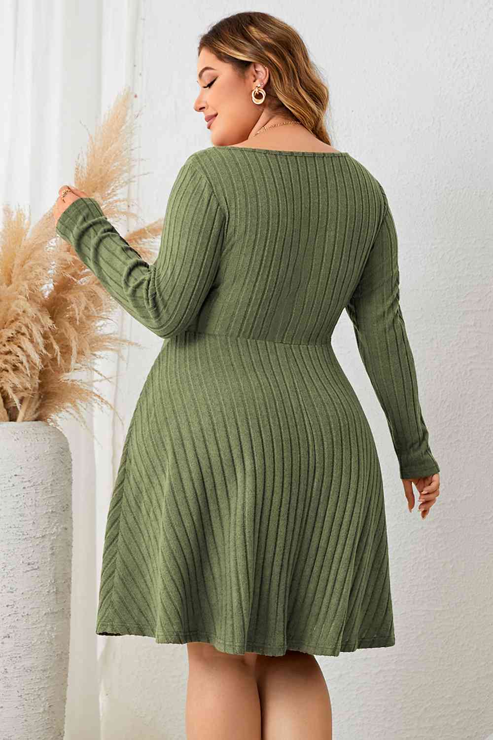 Robe Côtelée à Manches Longues et Col en Coeur de Grande Taille