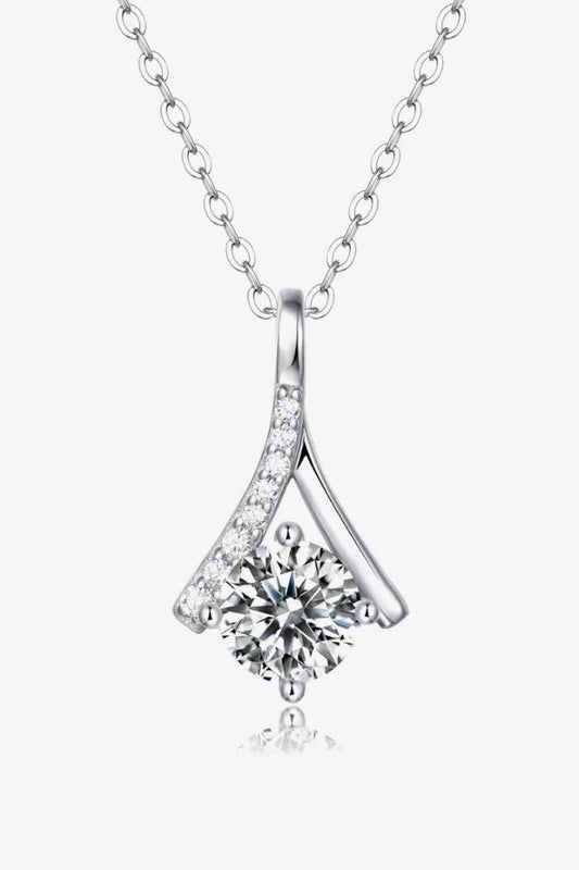 Collier avec pendentif moissanite 1 carat pour occasions spéciales