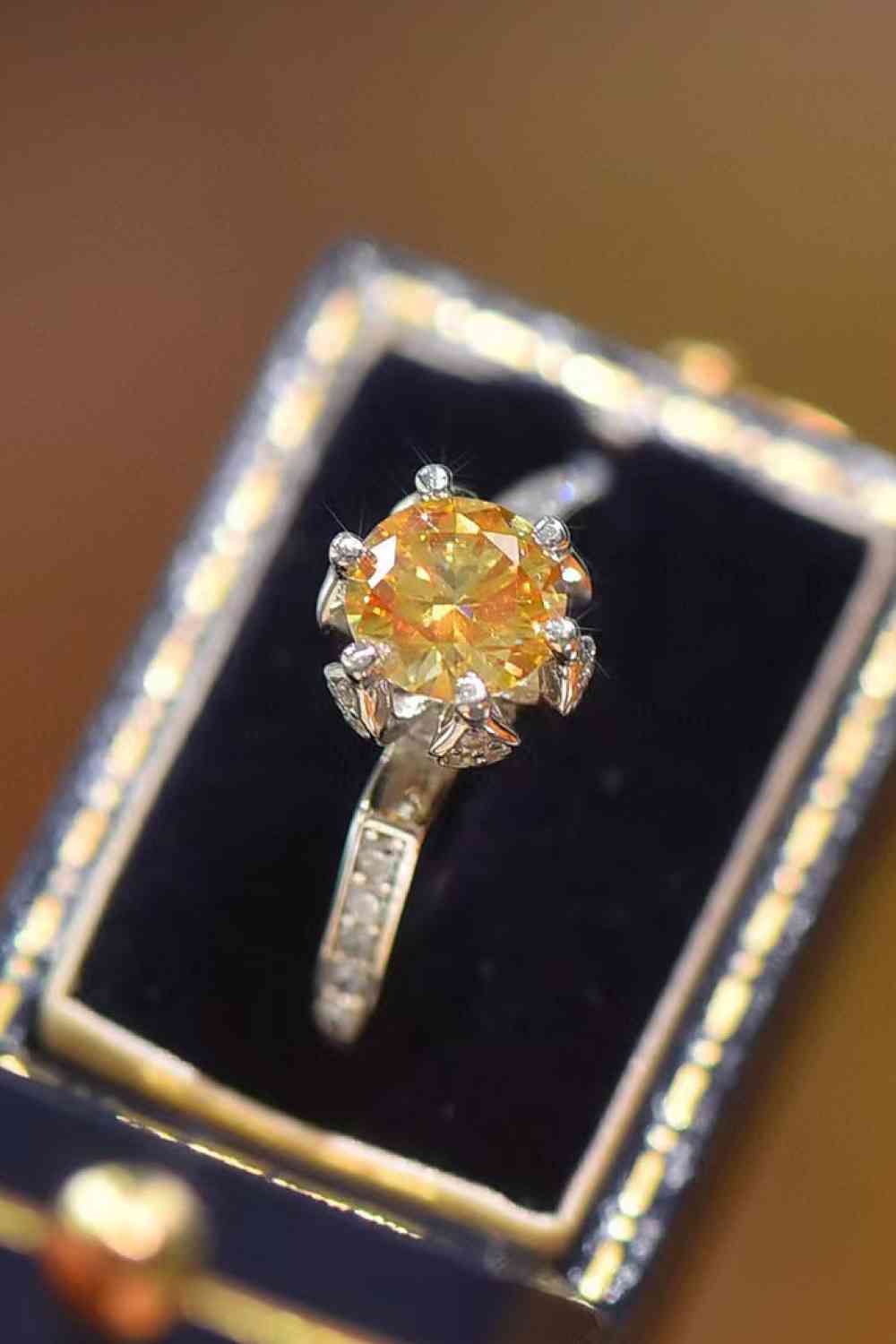 You'are My Lover 2 Carat Moissanite Ring