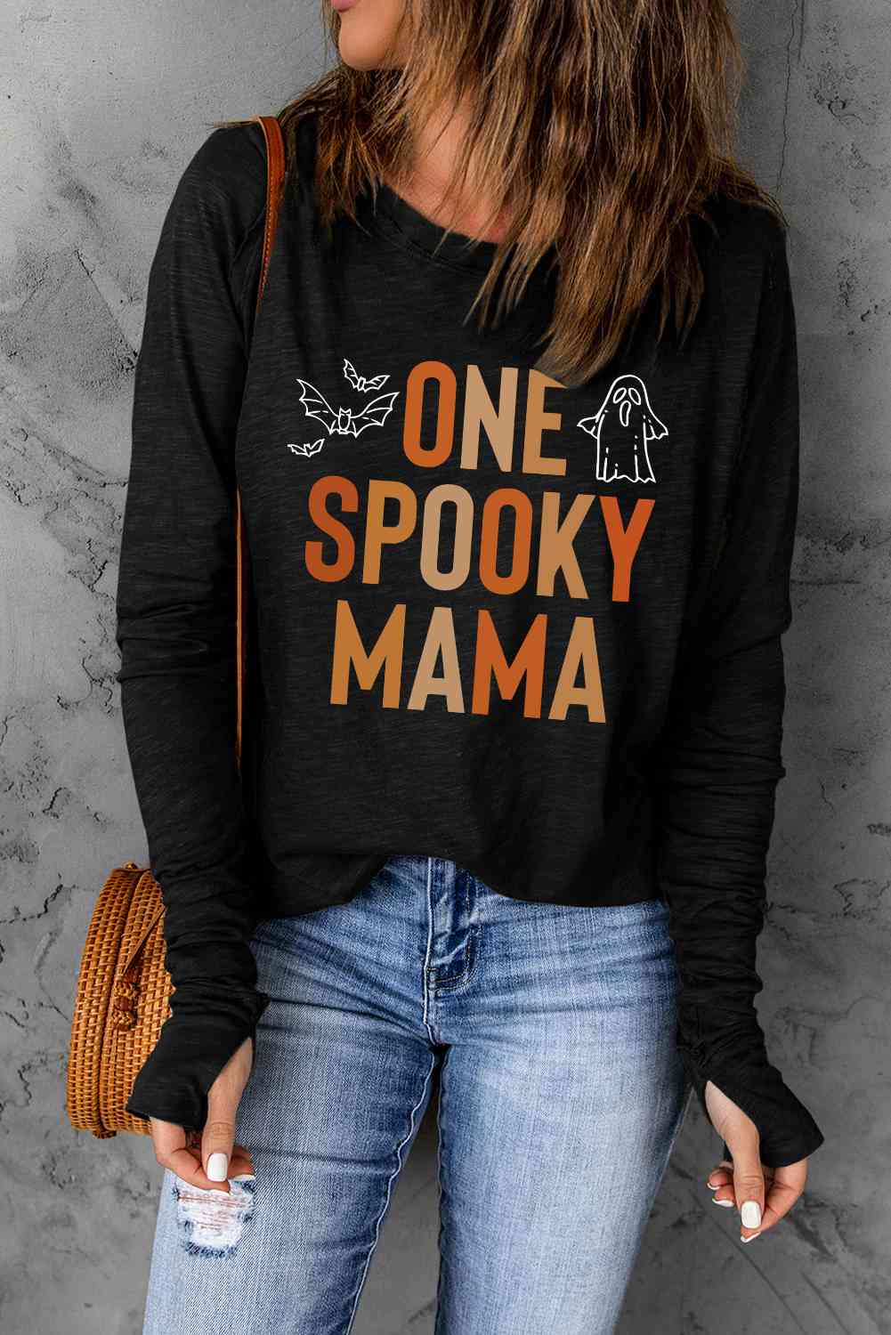 Round Neck Long Sleeve ONE SPOOKY MAMA Graphic T-Shirt
