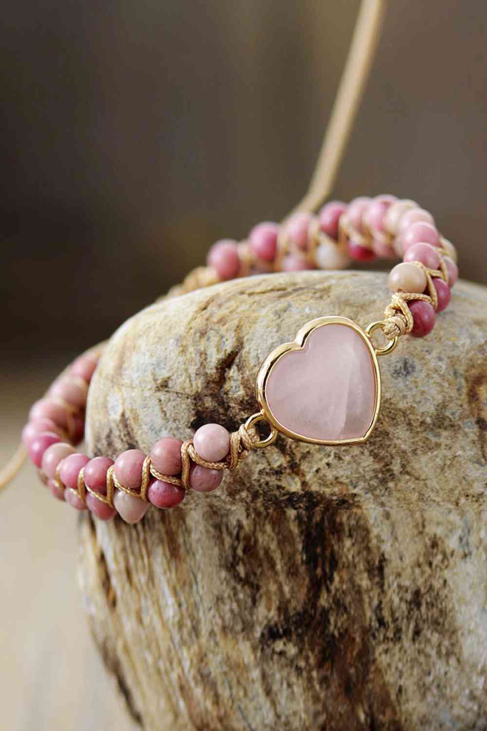 Bracelet perlé coeur en quartz rose