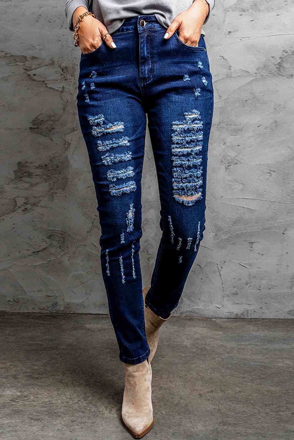 Baeful Mid-Rise Waist Distressed Skinny Jeans