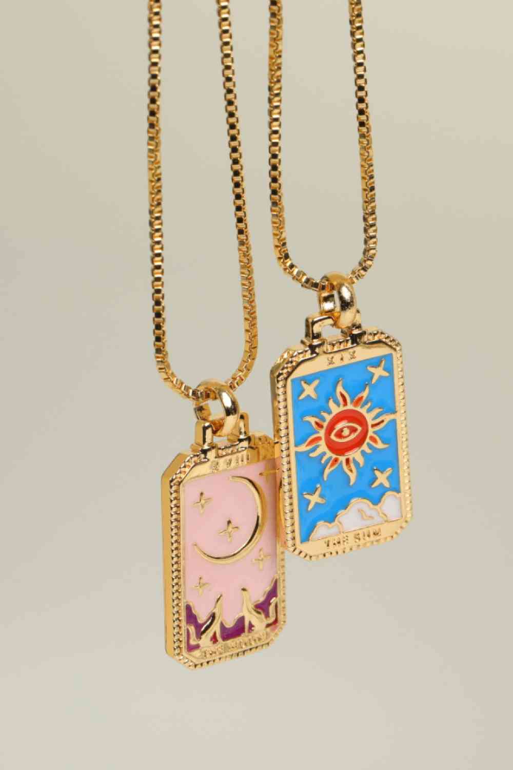 Collier en cuivre pendentif carte de tarot