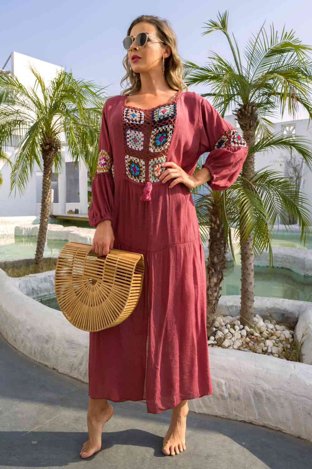 Vestido con abertura delantera y gráfico bohemio