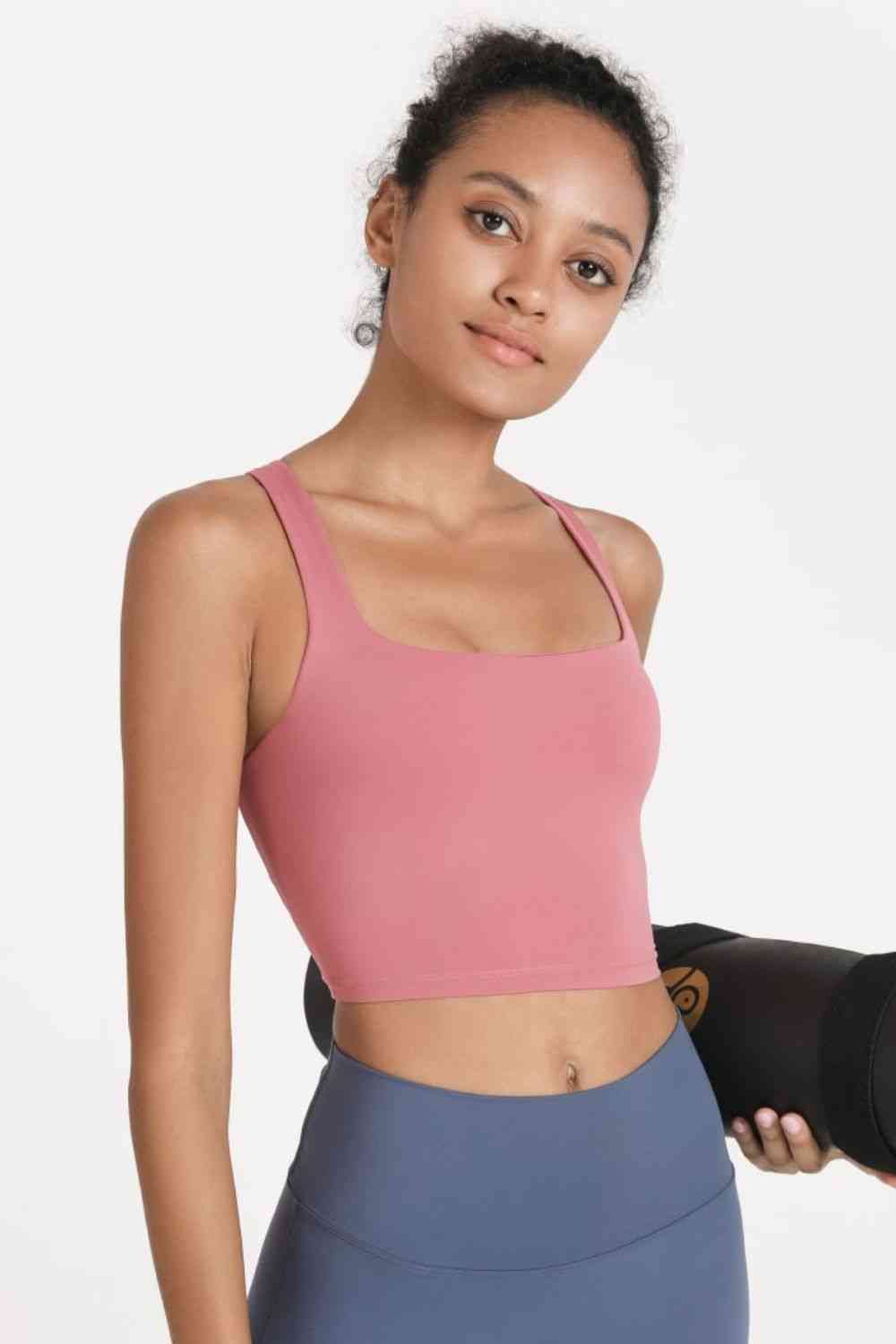 Camisole de sport courte croisée à dos ouvert