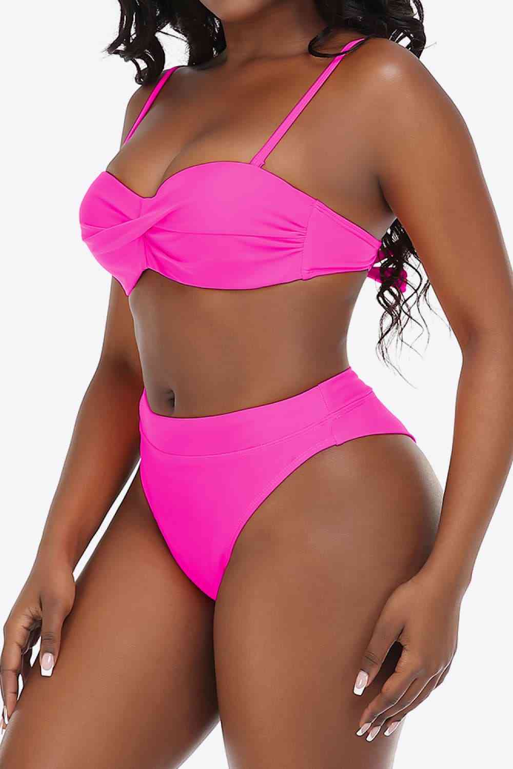 Ensemble bikini à imprimé botanique avec robe de bain