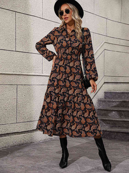 Robe midi à col et manches longues