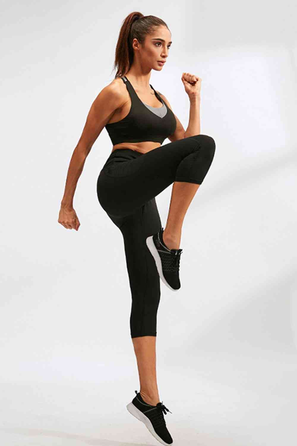 Legging actif coupe slim à large taille et poches