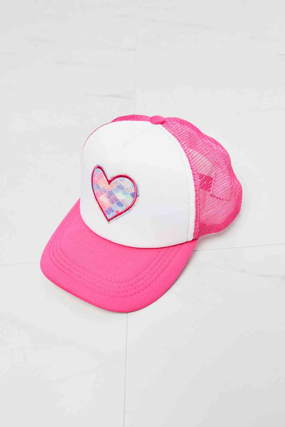 Gorra de camionero Fame Falling For You en rosa