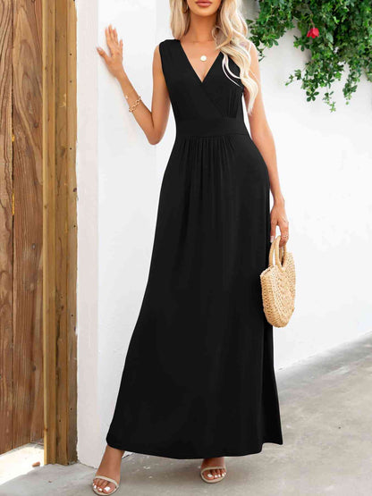 Robe longue sans manches à col surplis