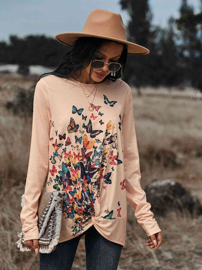 Camiseta con cuello redondo y manga larga con estampado de mariposas