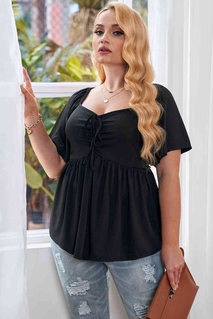 Blusa babydoll con cuello en forma de corazón y cordón de talla grande