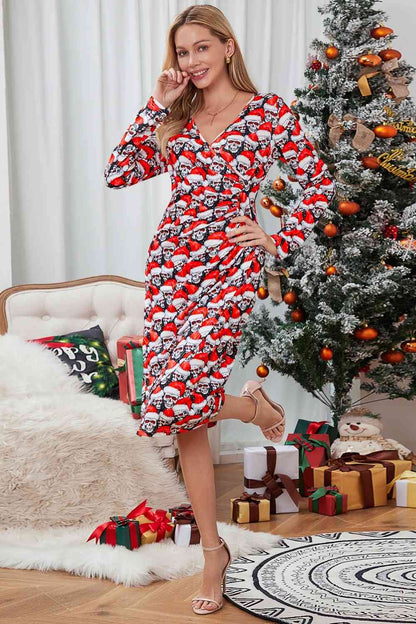 Vestido de manga larga con estampado de elementos navideños