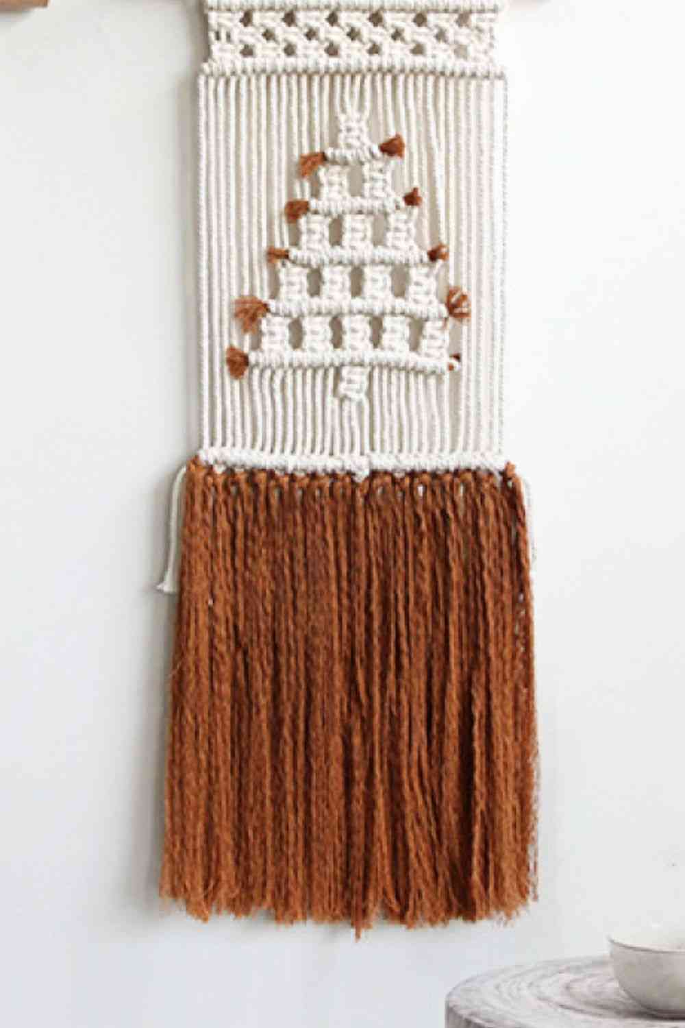 Colgante de pared con flecos de macramé