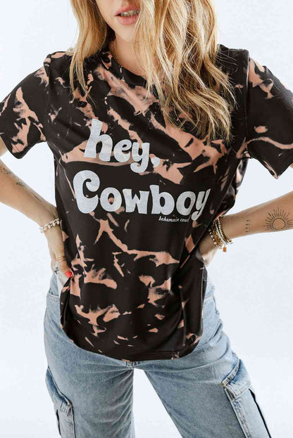 HEY COWBOY BOHEMIAN COWGIRL Camiseta gráfica con efecto tie-dye