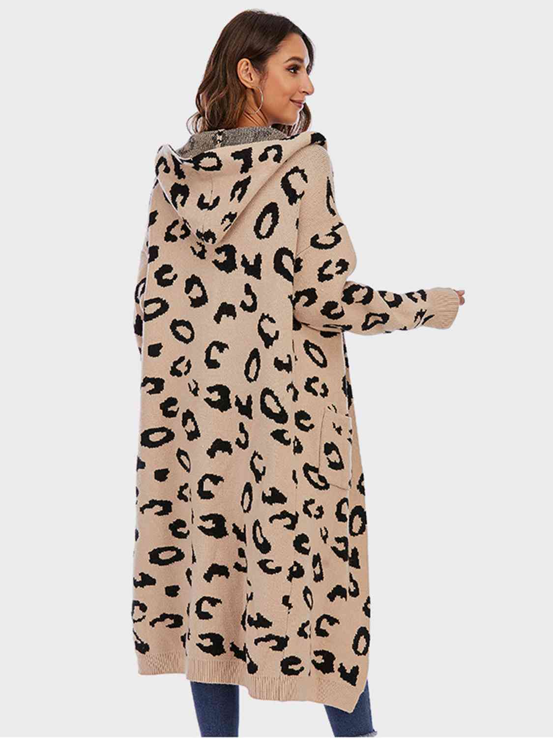 Cárdigan con capucha de leopardo y bolsillos