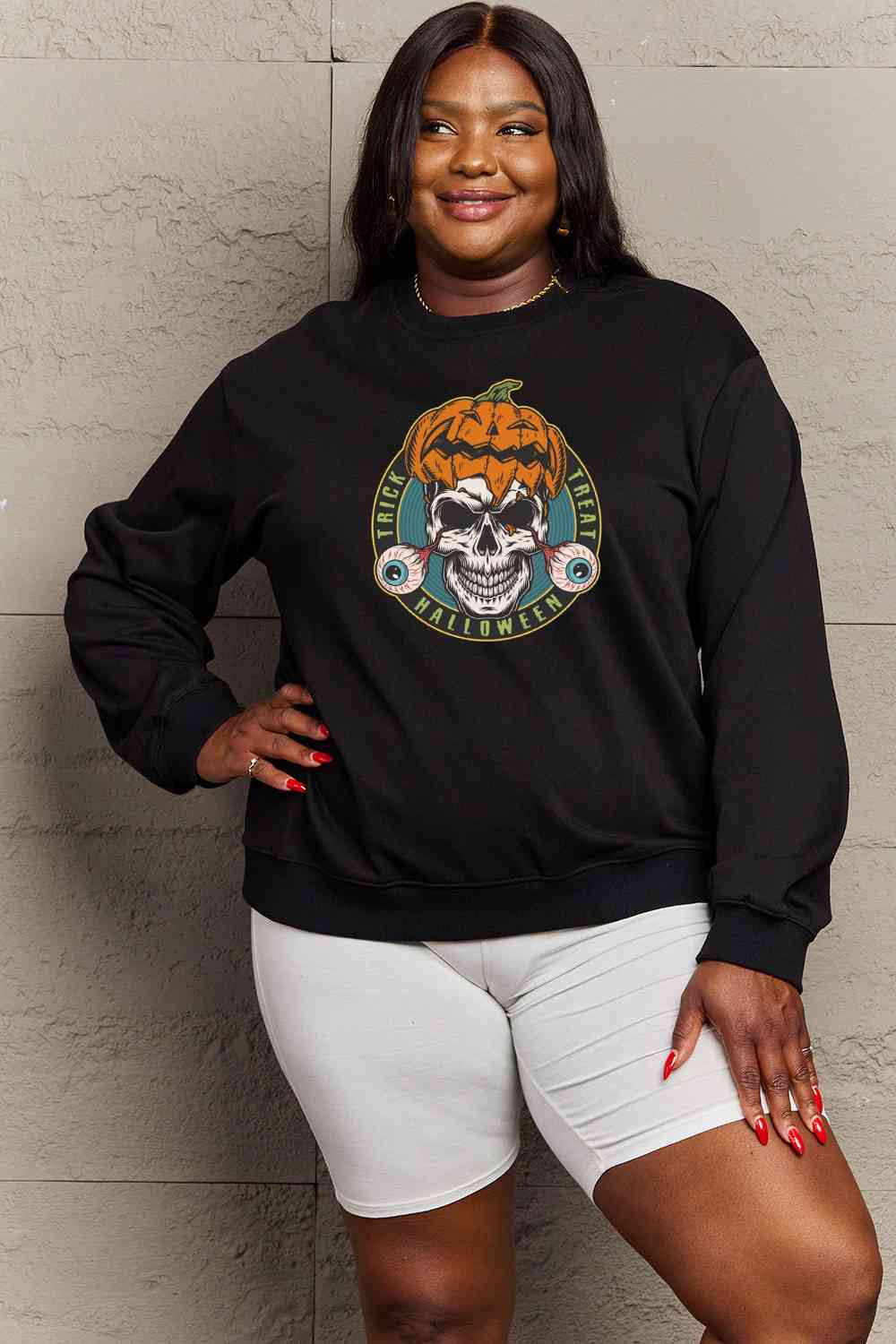 Sudadera con estampado de calavera de tamaño completo de Simply Love