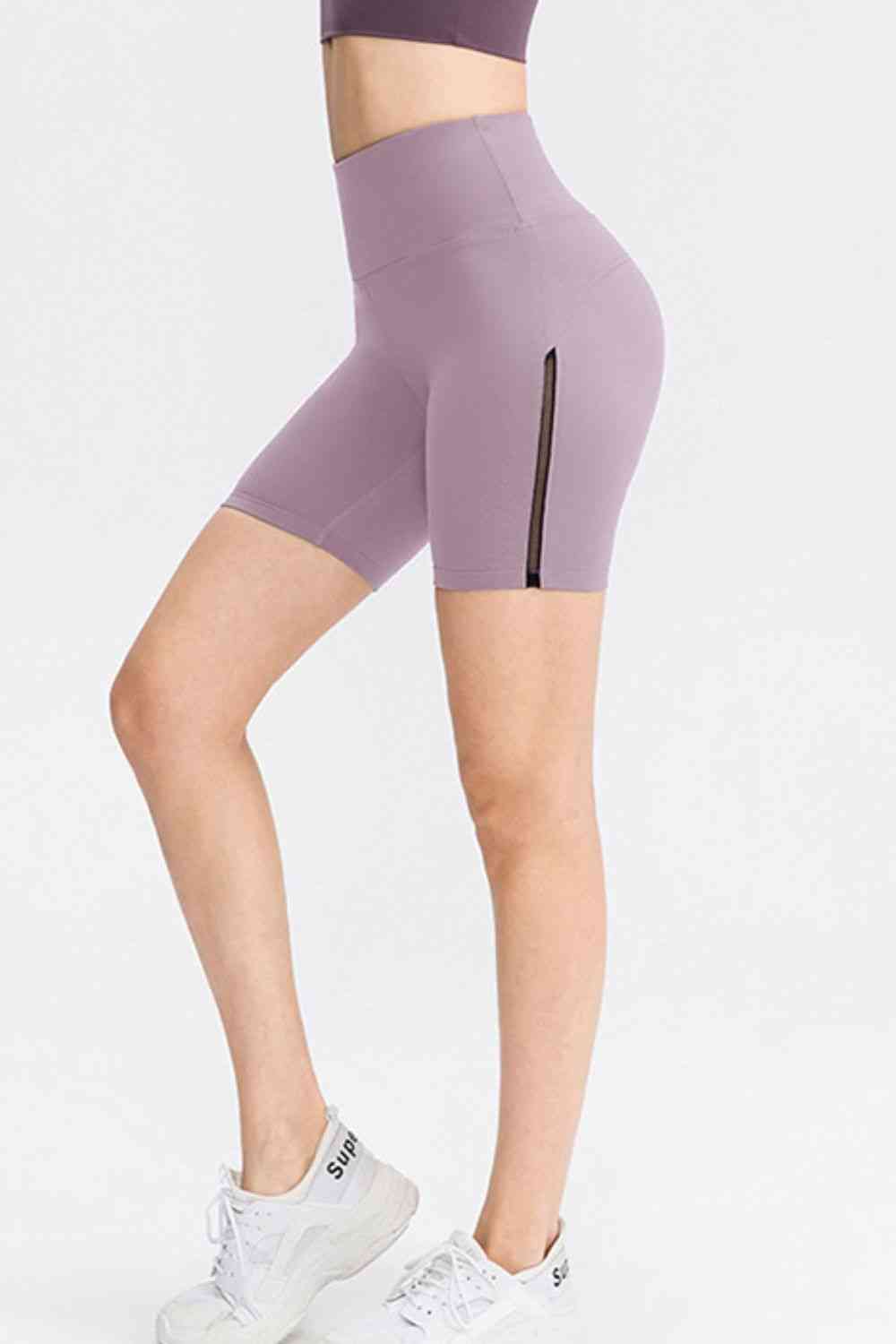 Shorts deportivos con cintura ancha