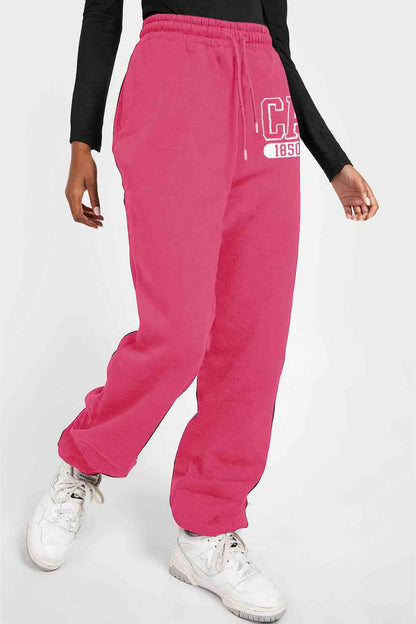 Simply Love Pantalon de jogging graphique CA 1850 pleine taille Simply Love