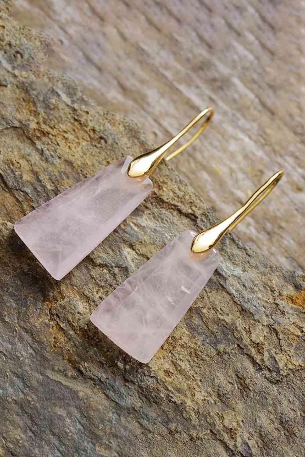 Boucles d'oreilles pendantes en pierre naturelle de forme géométrique faites à la main