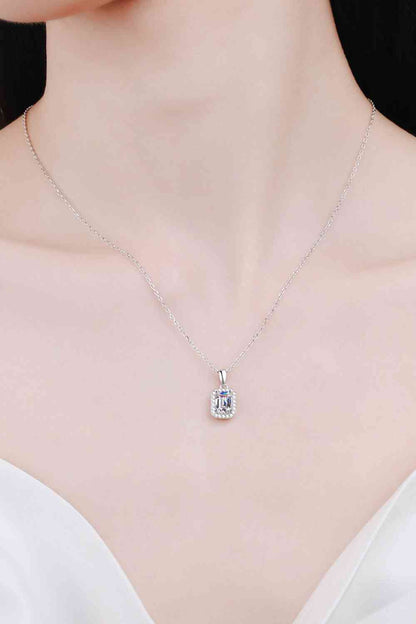 Collier chaîne à pendentif carré Moissanite