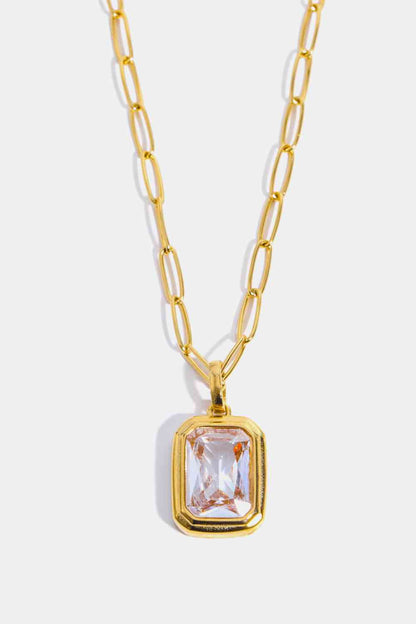 Collier à pendentif de forme géométrique plaqué or 18 carats avec zircon