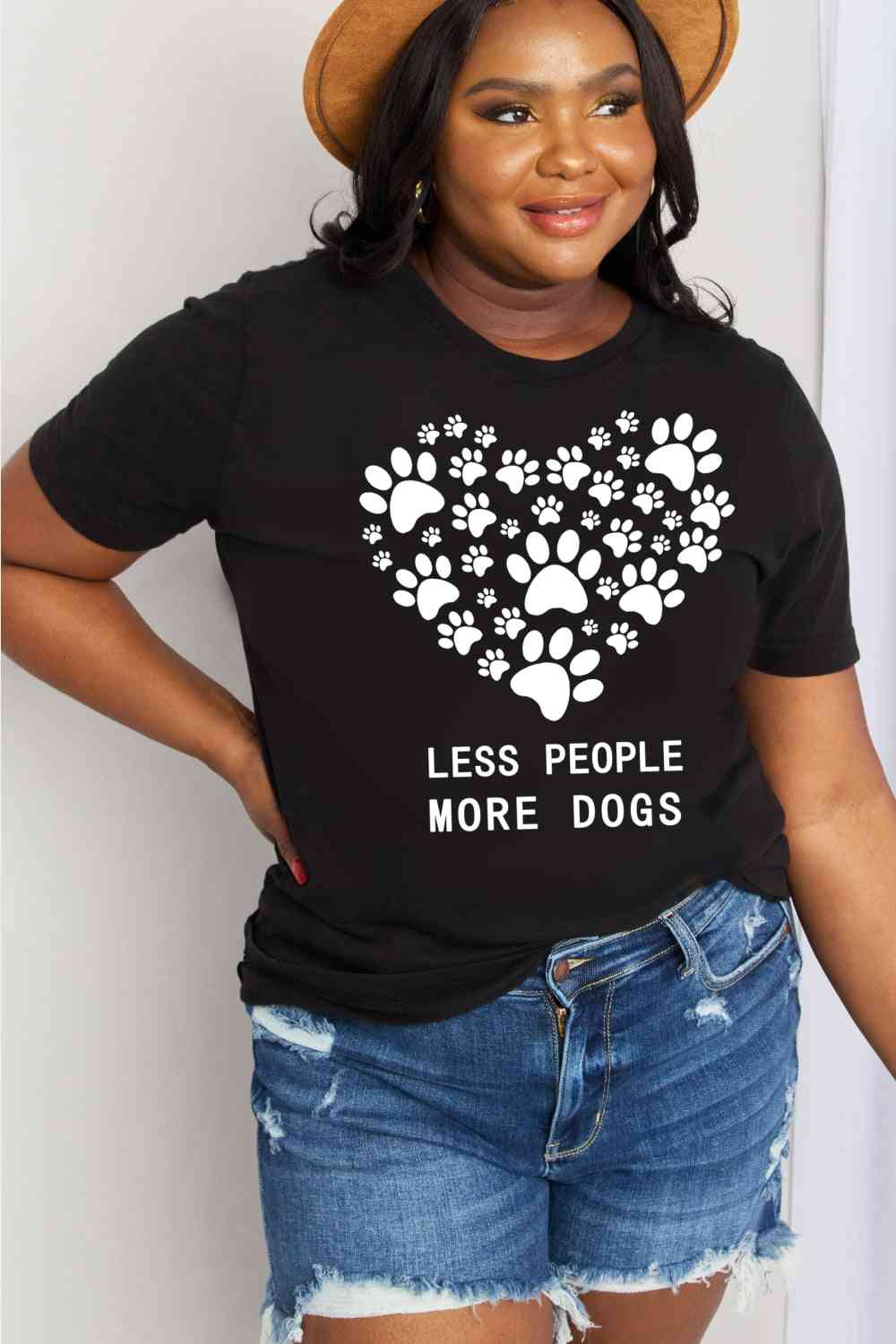 Simply Love Simply Love Taille réelle LESS PEOPLE MORE DOGS T-shirt en coton avec motif cœur