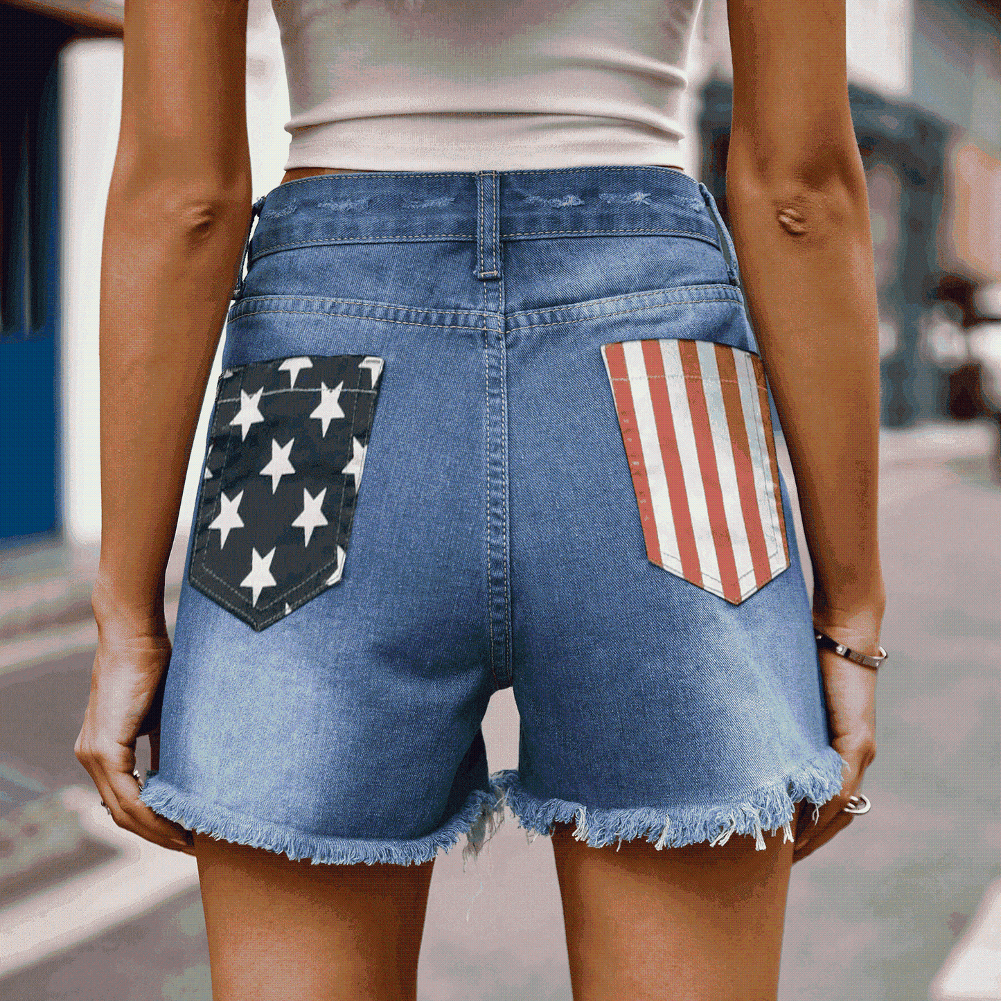 Short en jean effet vieilli drapeau américain