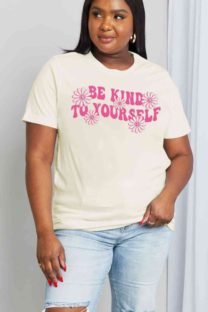 Camiseta de algodón con estampado floral BE KIND TO YOURSELF de tamaño completo de Simply Love