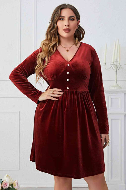 Melo Apparel Robe de Grande Taille à Col en V et Boutons Décoratifs Longueur Genou