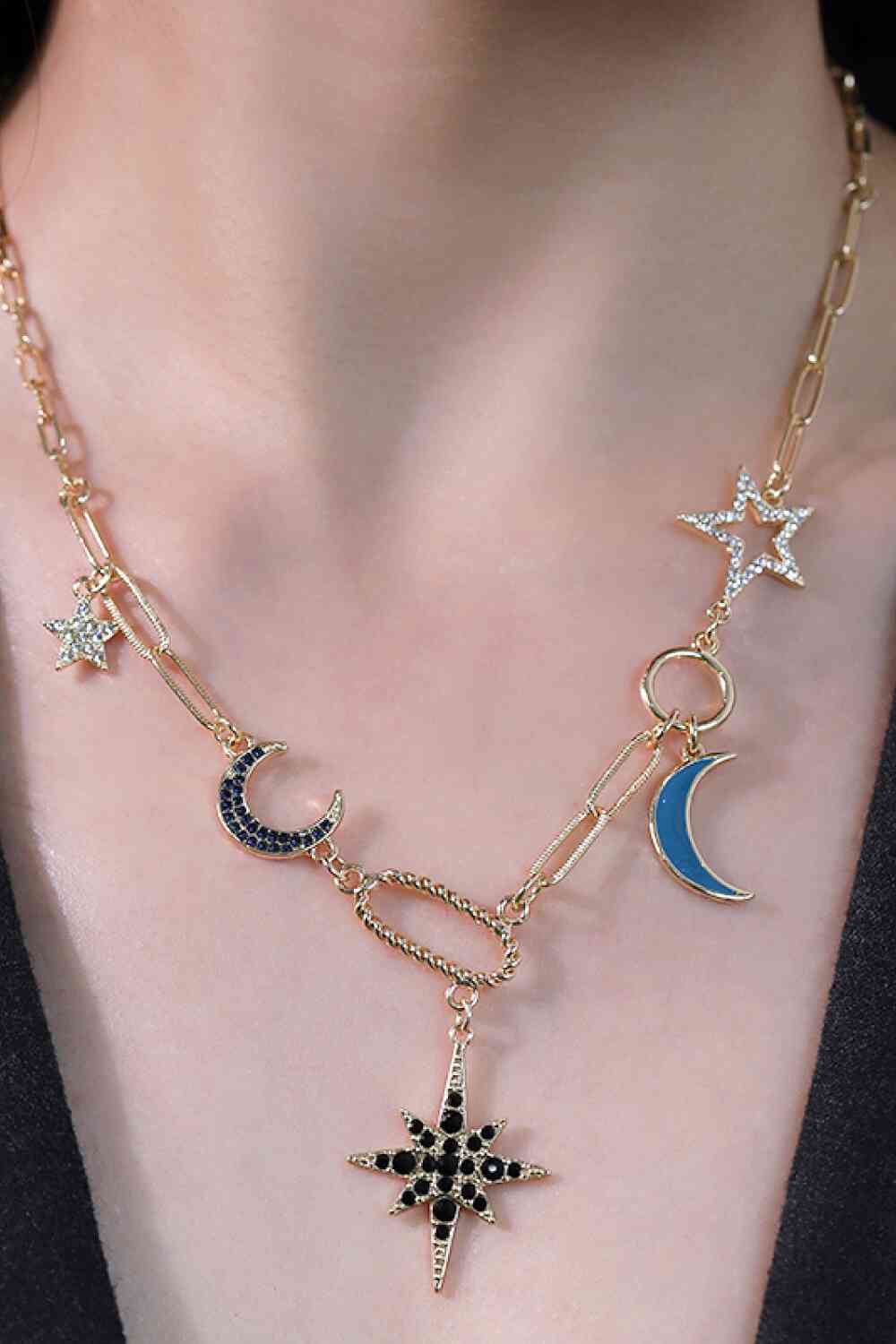 Collar de aleación de diamantes de imitación de estrella y luna