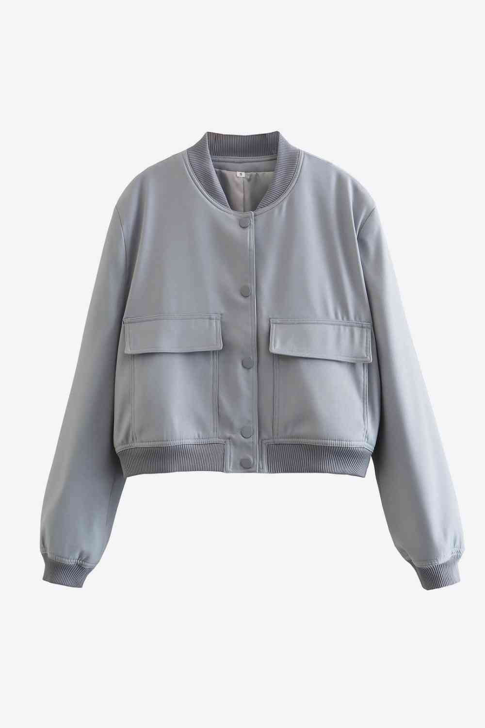 Chaqueta con cuello de béisbol y bolsillos