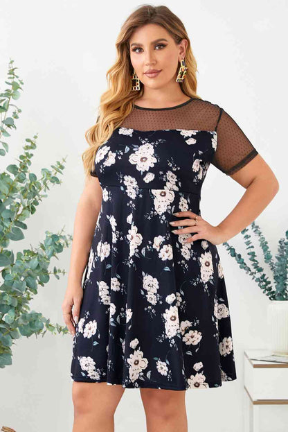 Robe à Empiècement en Maille Florale à Pois de Grande Taille