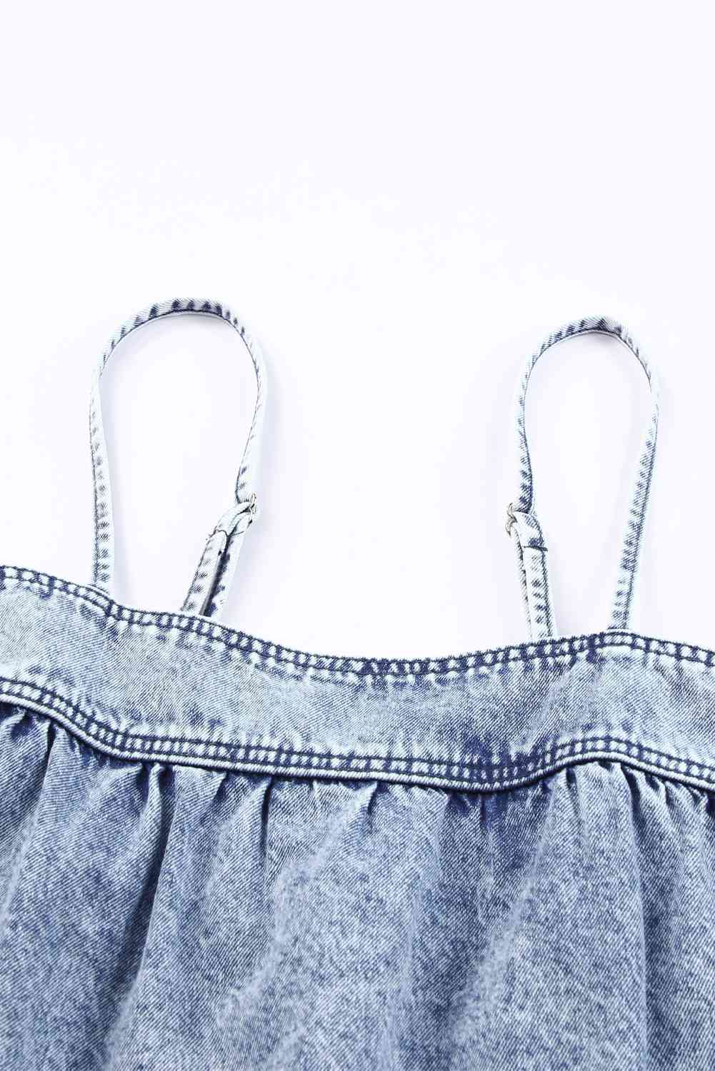 Camisole en denim smockée à bretelles réglables