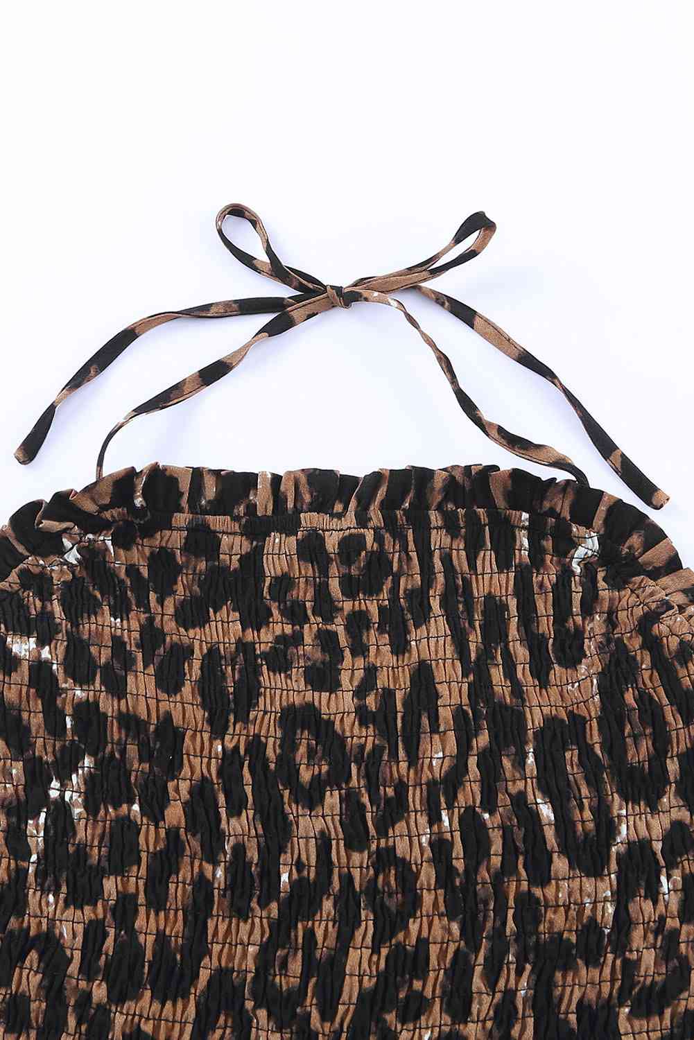 Mono con cuello halter fruncido de leopardo