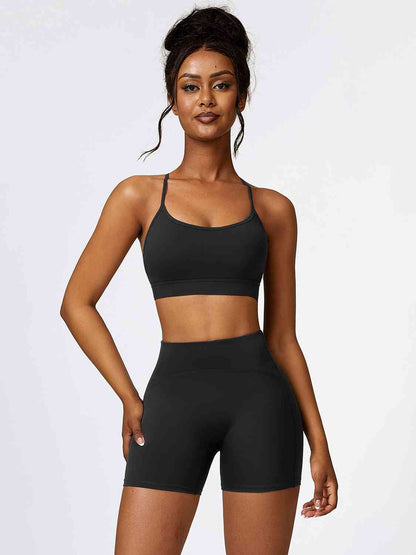 Ensemble soutien-gorge de sport et short à large ceinture