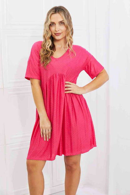 Vestido casual BOMBOM Another Day Swiss Dot en fucsia