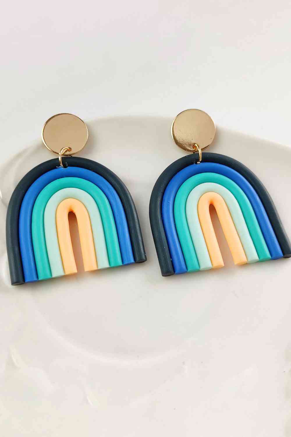 Boucles d'oreilles pendantes en forme d'arc-en-ciel